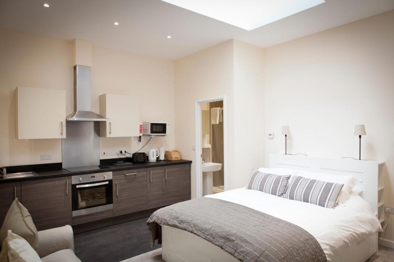 Toothbrush Apartments - Ipswich Central East ภายนอก รูปภาพ