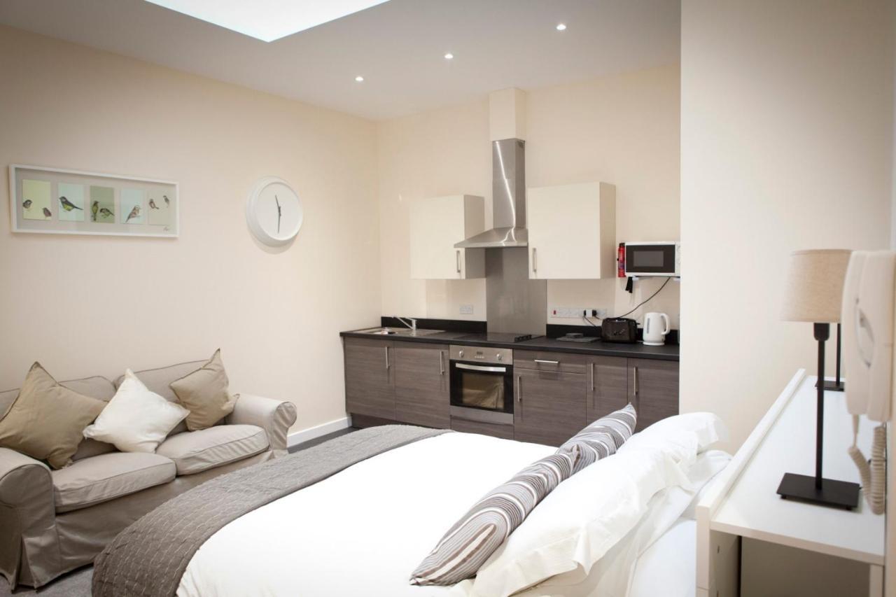 Toothbrush Apartments - Ipswich Central East ภายนอก รูปภาพ